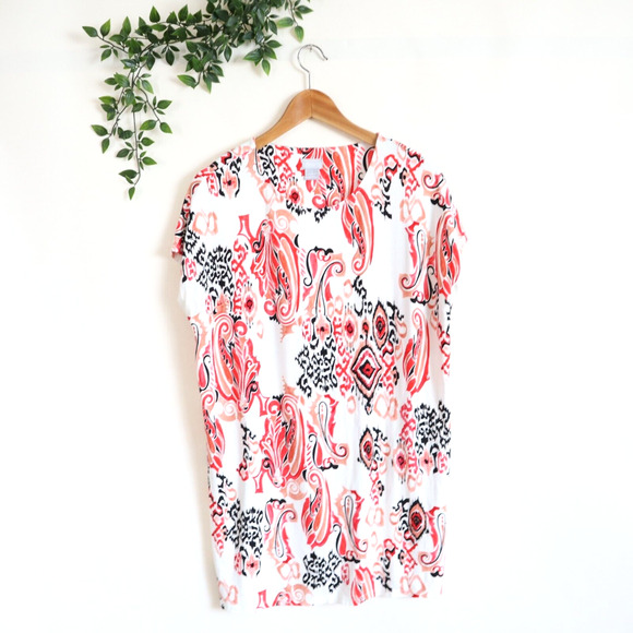 Chico's White & Red Print Rayon Spandex Short Sleeve Top Size 1 US SIZE M - Picture 1 of 4